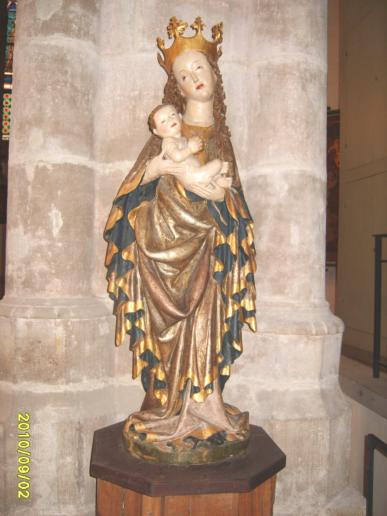 Maria mit ihrem Kind in der Liebfrauenkirche